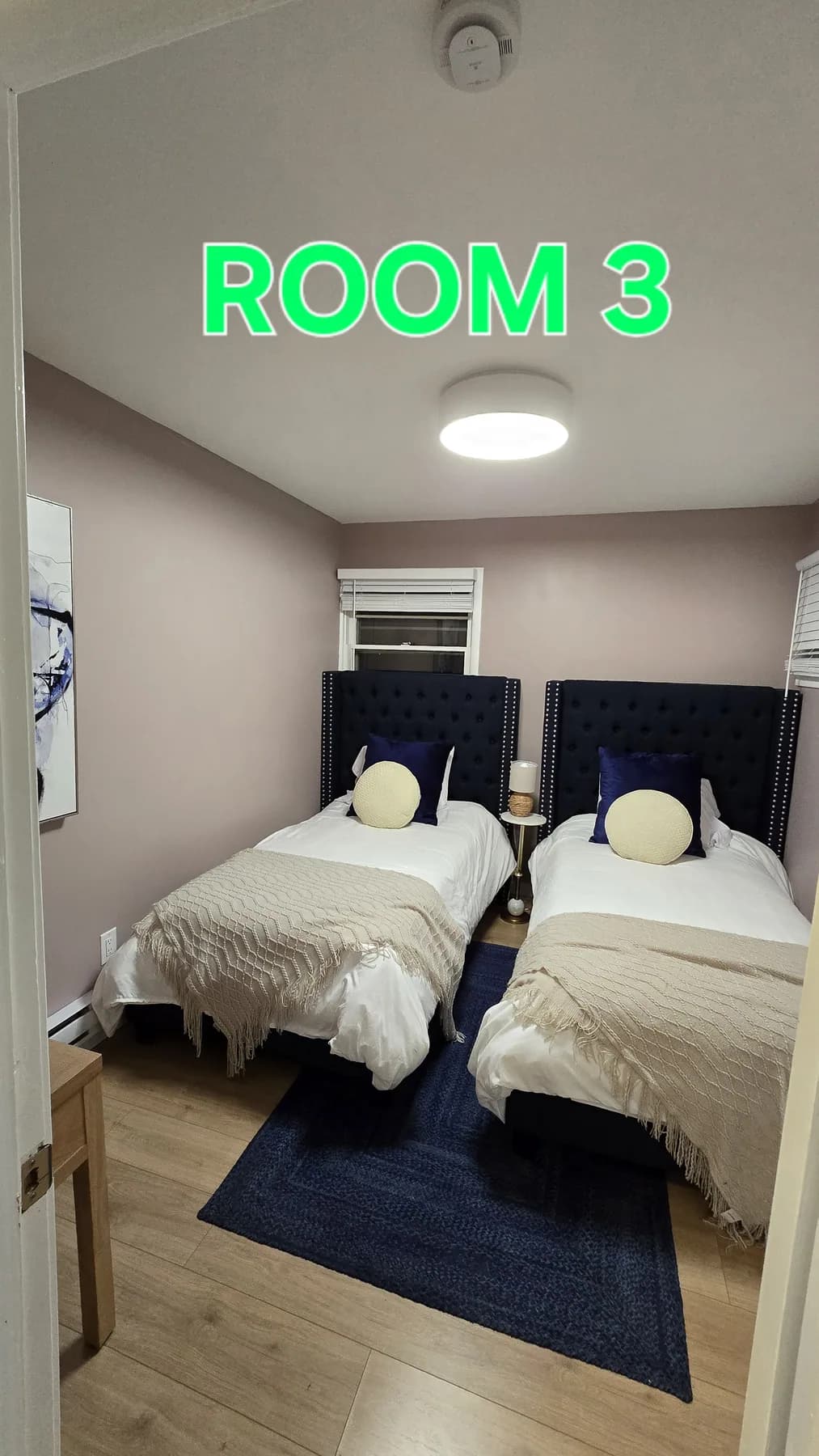 Grove House — Room 3 — Sleeps 2, Men, Linens provided